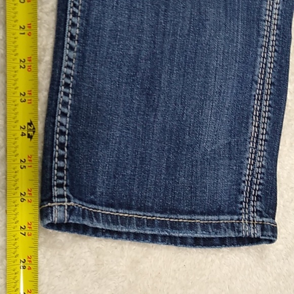 Silver Jeans size 22 Twisted Capri Distressed - Picture 13 of 13